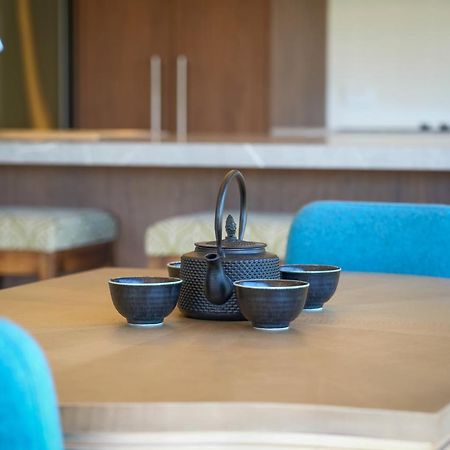 Parehua Resort Martinborough Bagian luar foto A tea set