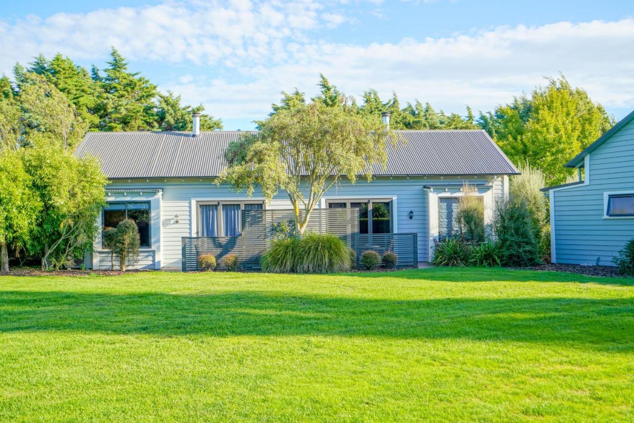 Parehua Resort Martinborough Bagian luar foto