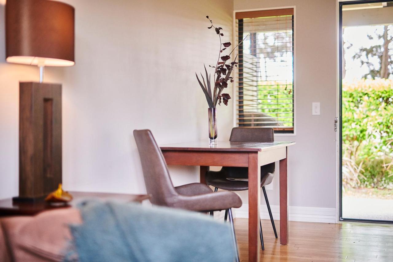 Parehua Resort Martinborough Bagian luar foto Interior of a home at the Village at Wild dunes