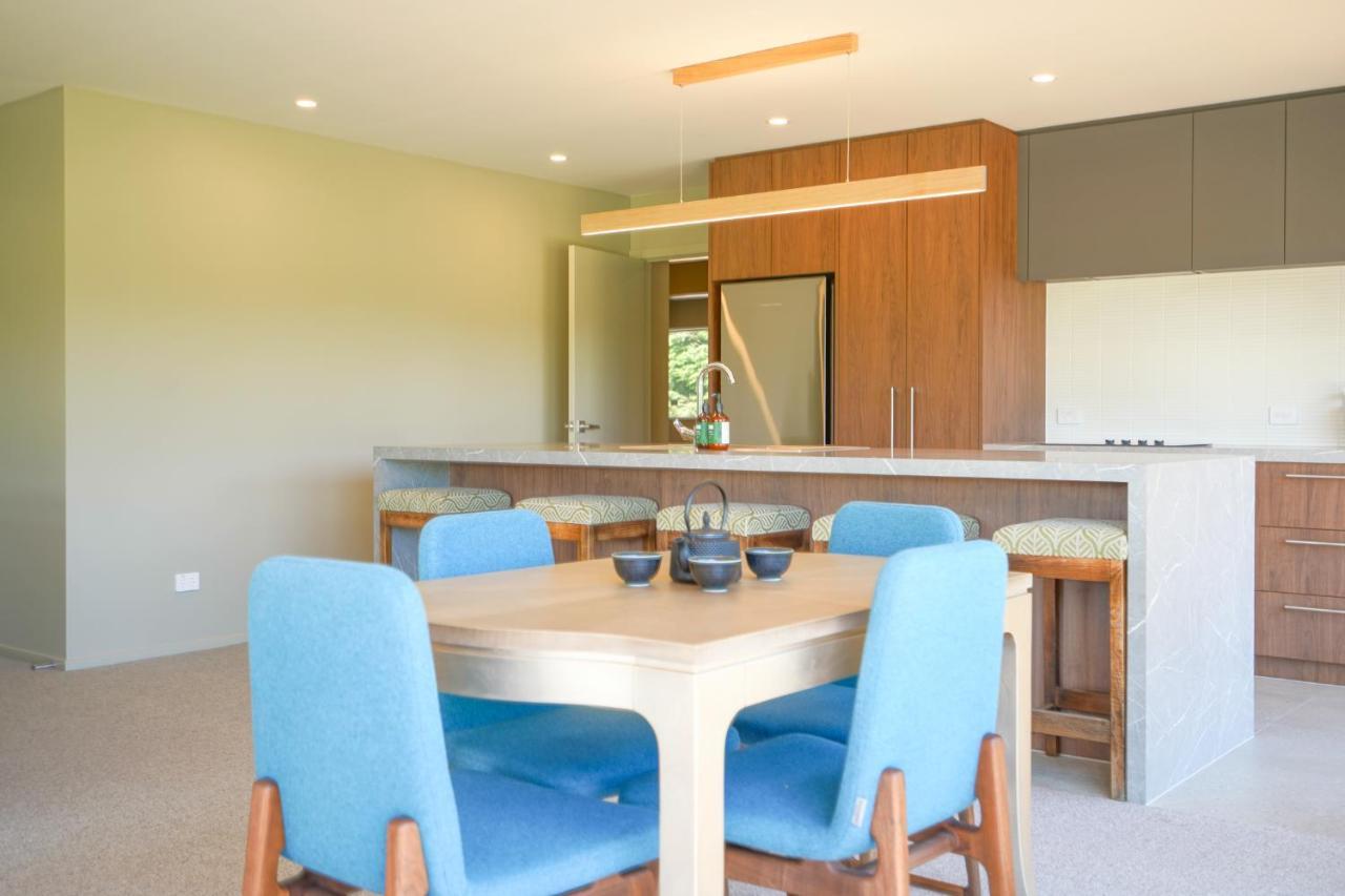 Parehua Resort Martinborough Bagian luar foto A kitchen with a large island